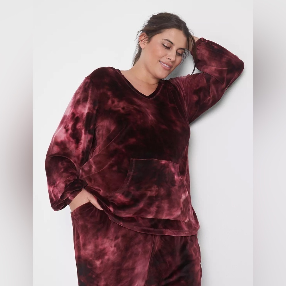 Maroon Velour Long Sleeve Livi V Neck Hoodie Sweatshirt tie-dye 26/28 plus size